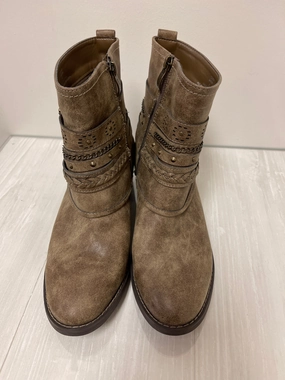 Boots Ankle Heels By Limelight In Tan, Size: 8