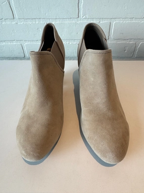 Boots Ankle Heels By Vaneli In Tan, Size: 10