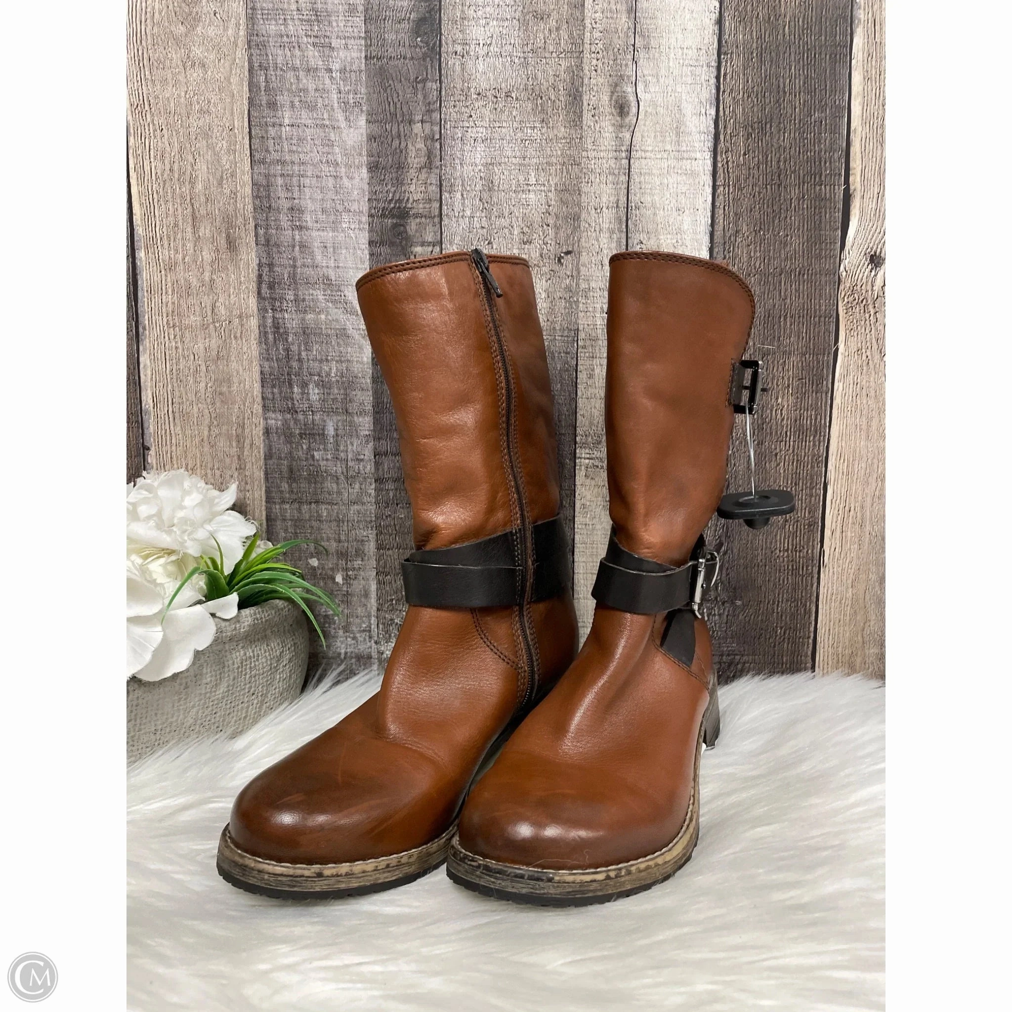 Boots Mid-calf Flats By Clarks In Brown, Size: 6