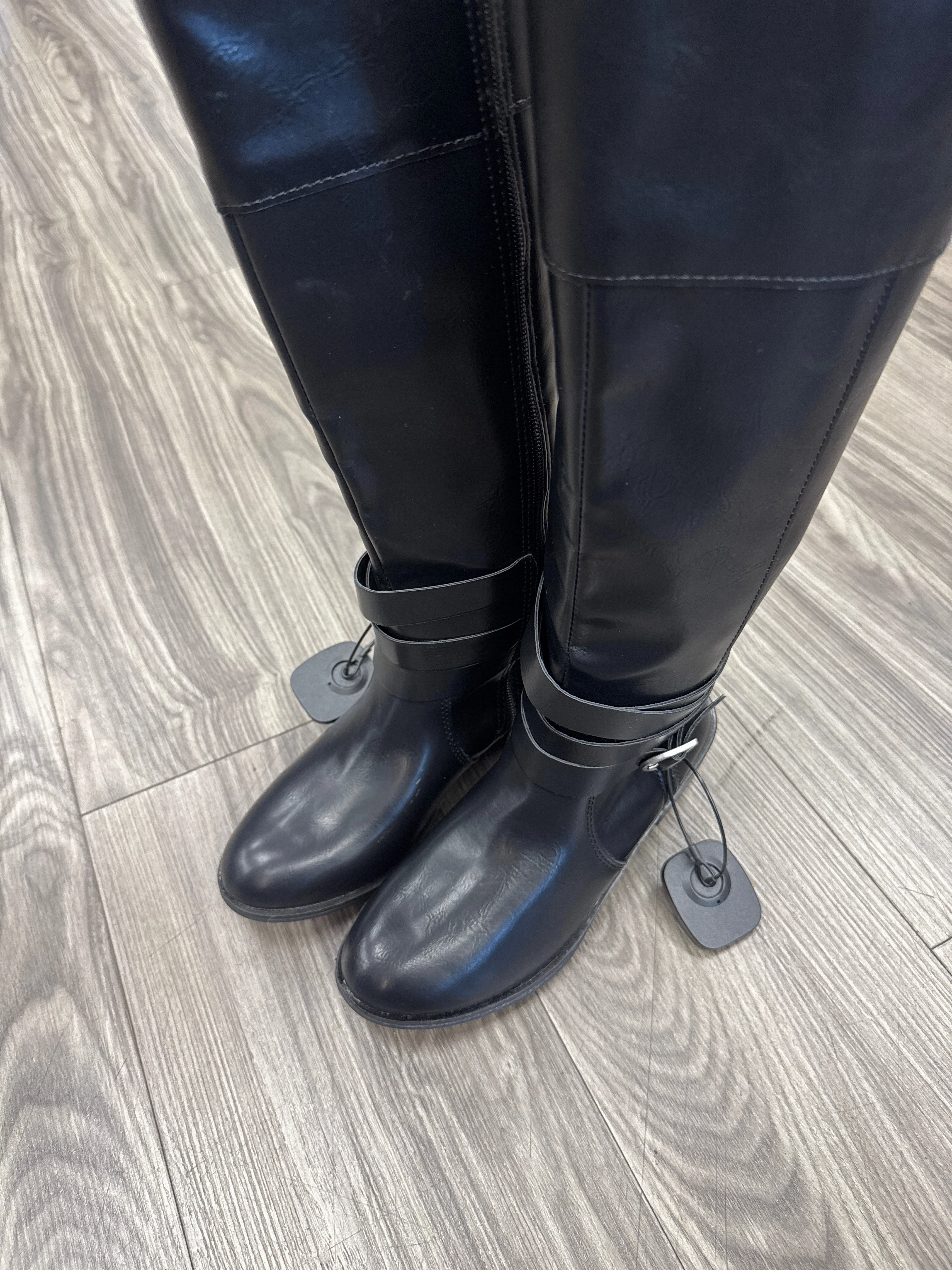 Boots Mid-calf Flats By St Johns Bay In Black, Size: 6
