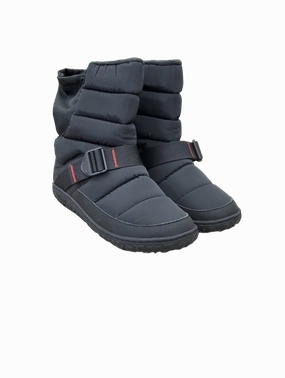 Boots Snow By Chacos  Size: 8