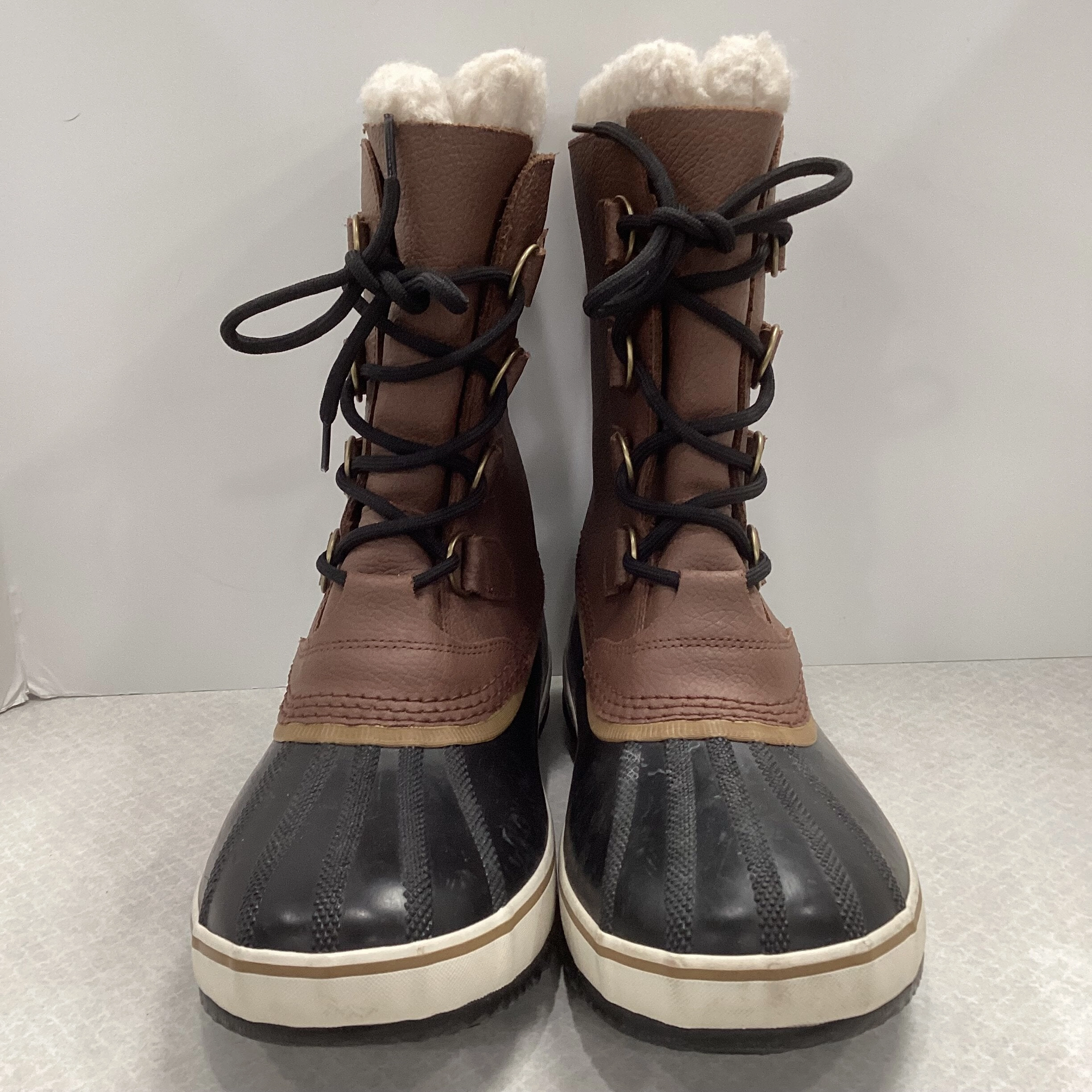 Boots Snow By Sorel  Size: 10.5