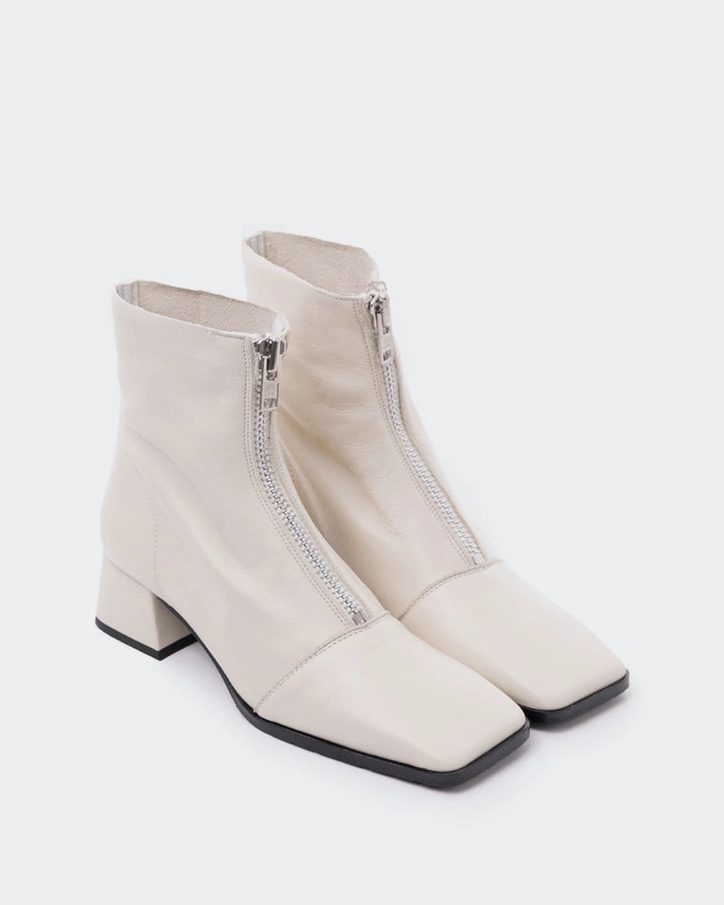 Fleetwood Off White Leather