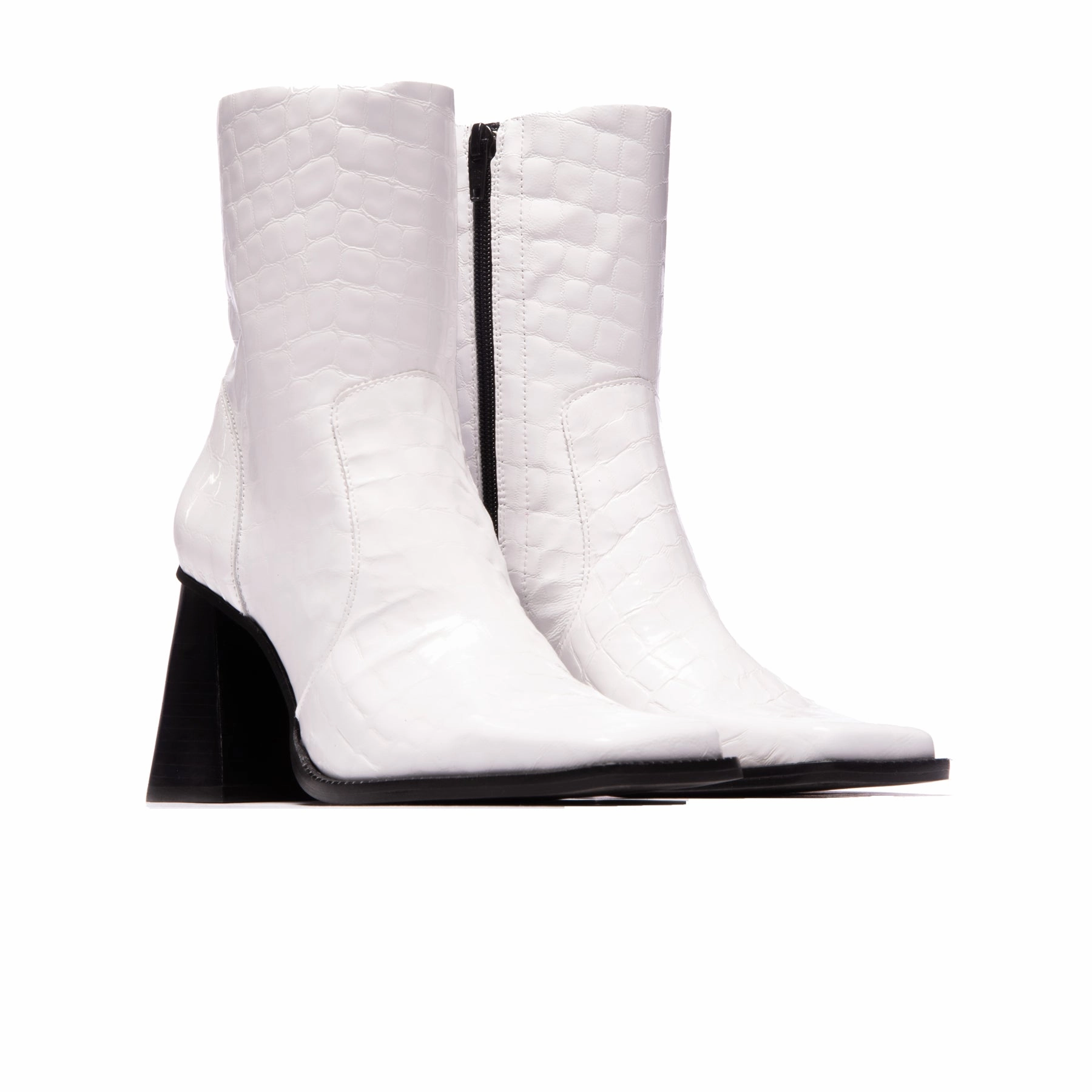 Melana White Croco Leather