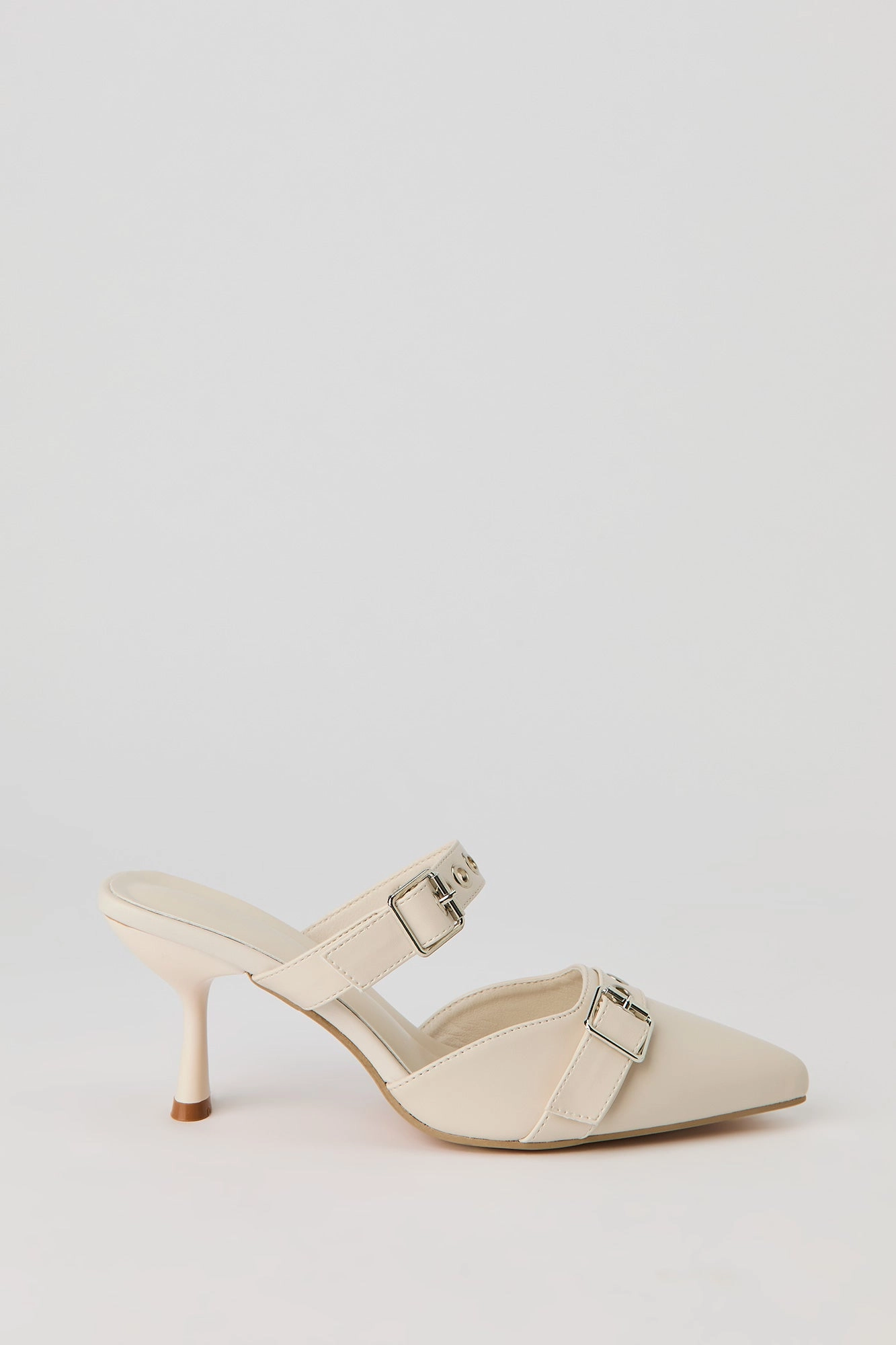 Mules à bout pointu avec boucle
