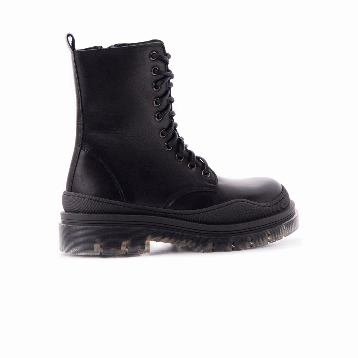 Nagasaki Black Leather/Black Sole