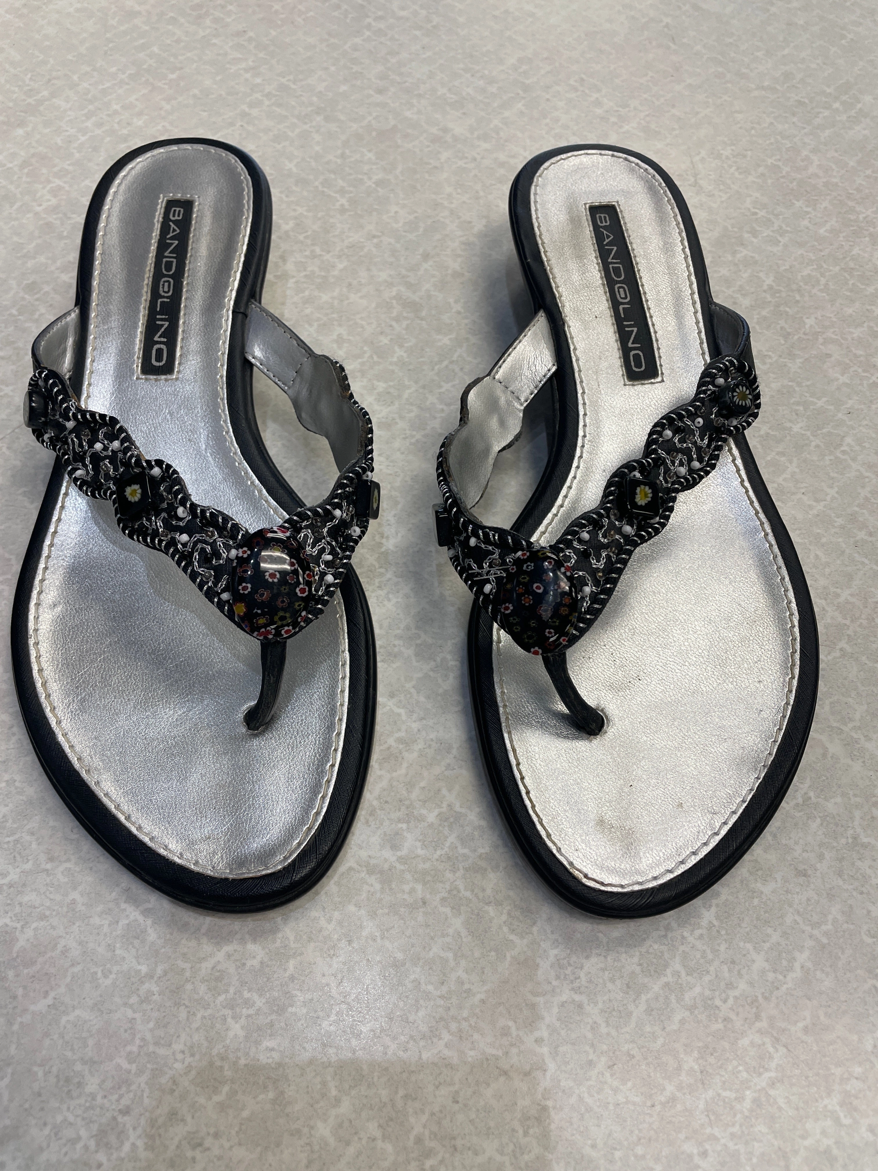 Sandals Flip Flops By Bandolino In Black & Silver, Size: 6