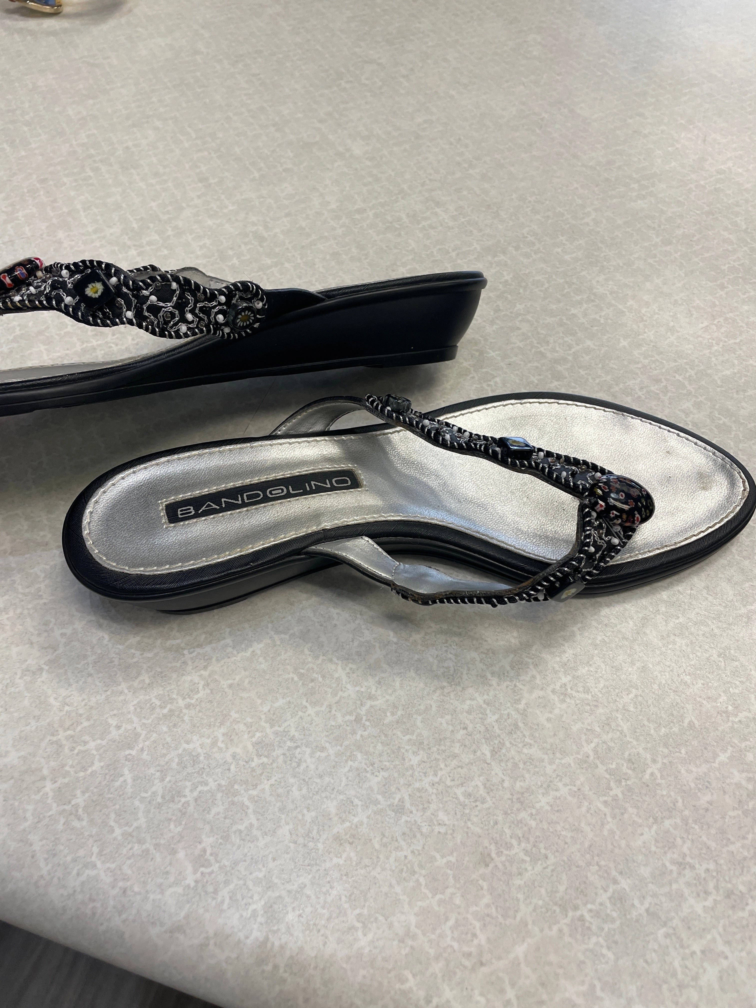 Sandals Flip Flops By Bandolino In Black & Silver, Size: 6