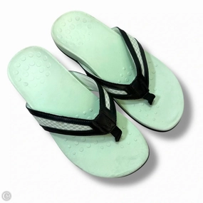 Sandals Flip Flops By Vionic In White, Size: 8.5
