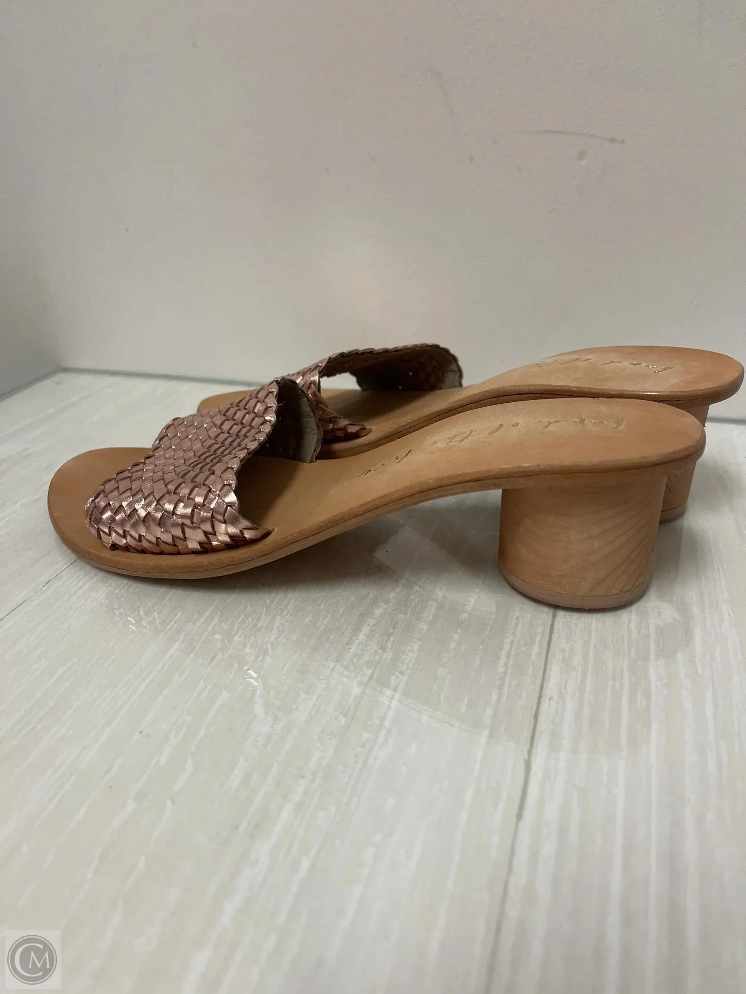 Sandals Heels Block By Clothes Mentor In Gold, Size: 8