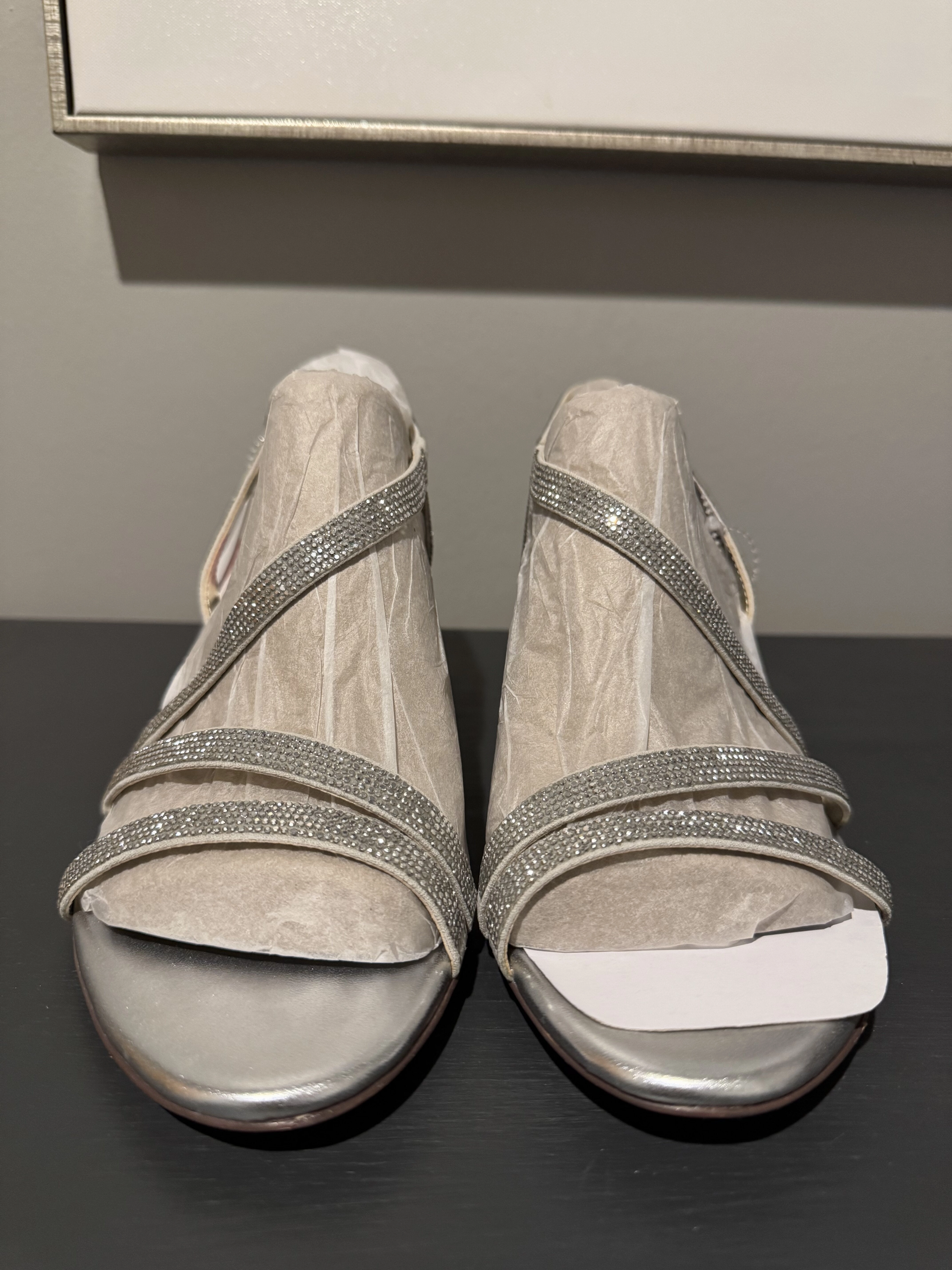 Sandals Heels Block By Naturalizer  Size: 10