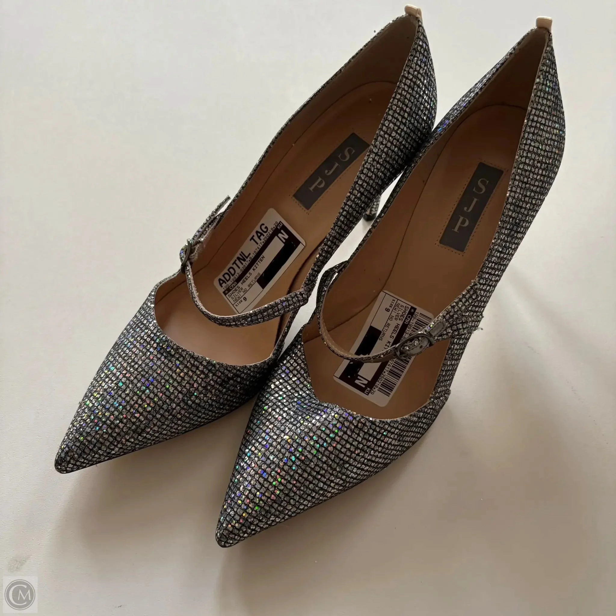 Shoes Heels Kitten By Cma In Silver, Size: 9