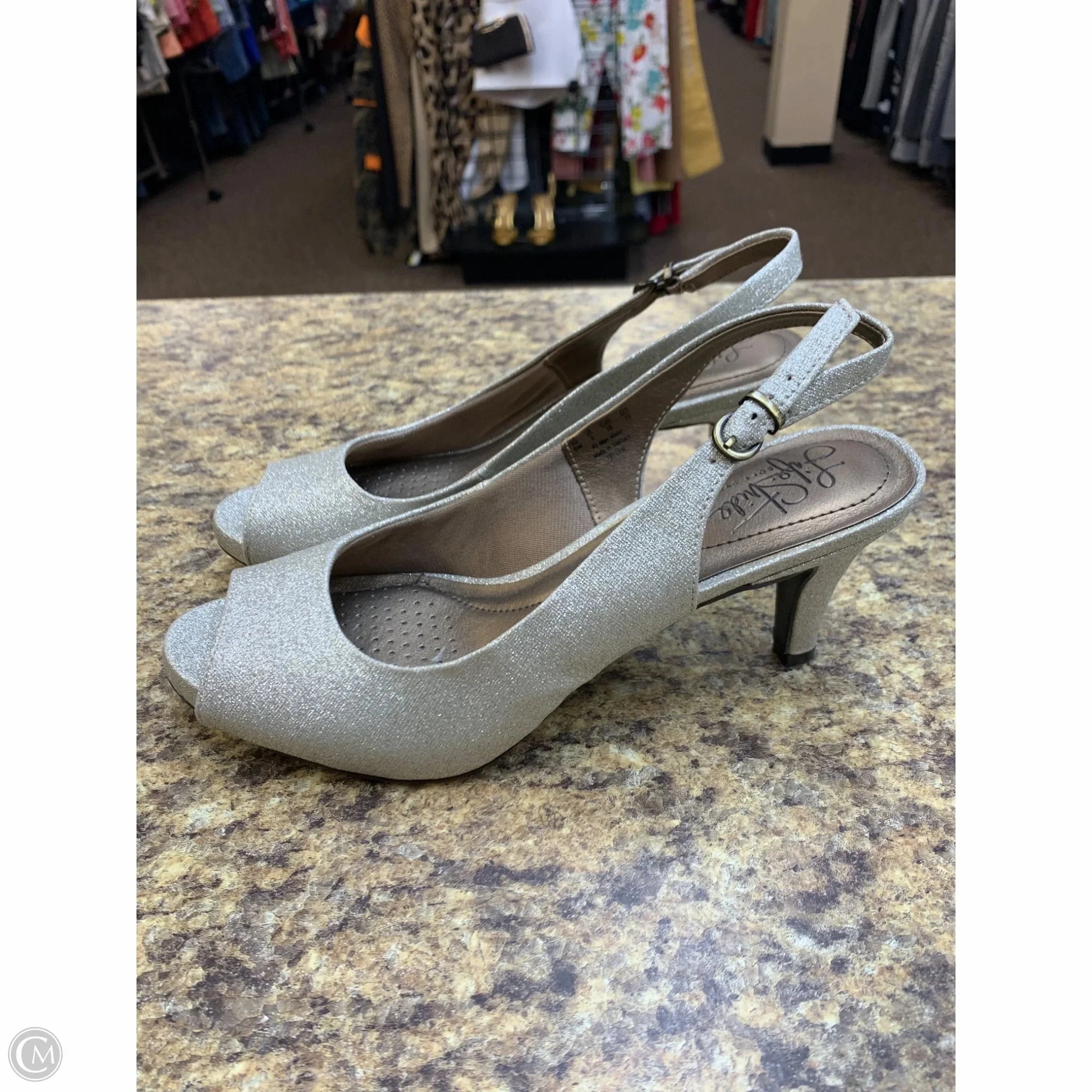 Shoes Heels Kitten By Life Stride In Gold, Size: 8