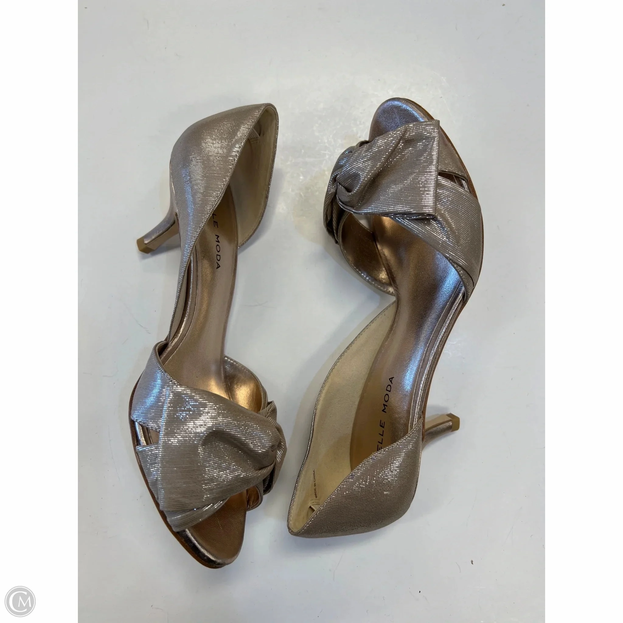 Shoes Heels Stiletto By Clothes Mentor In Gold, Size: 7.5