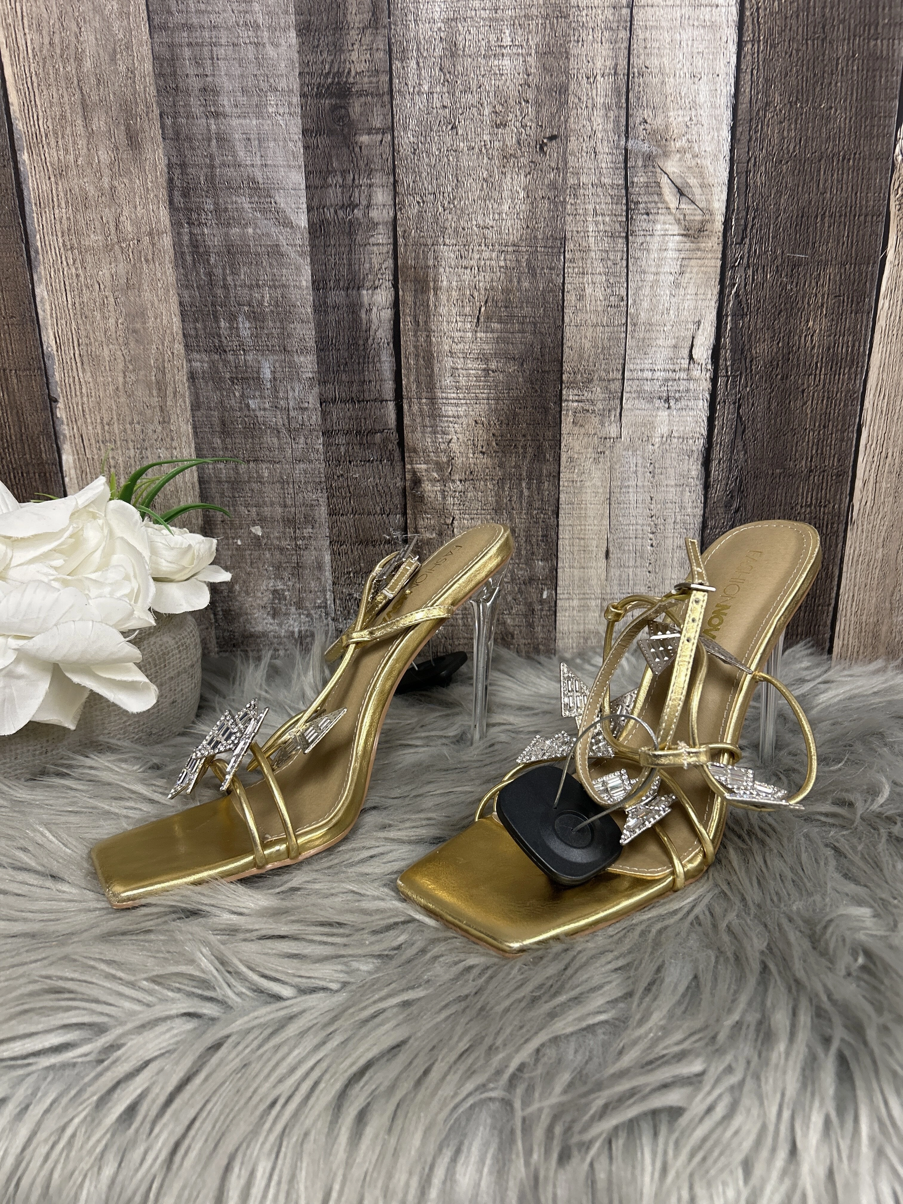 Shoes Heels Stiletto By Fashion Nova  Size: 8